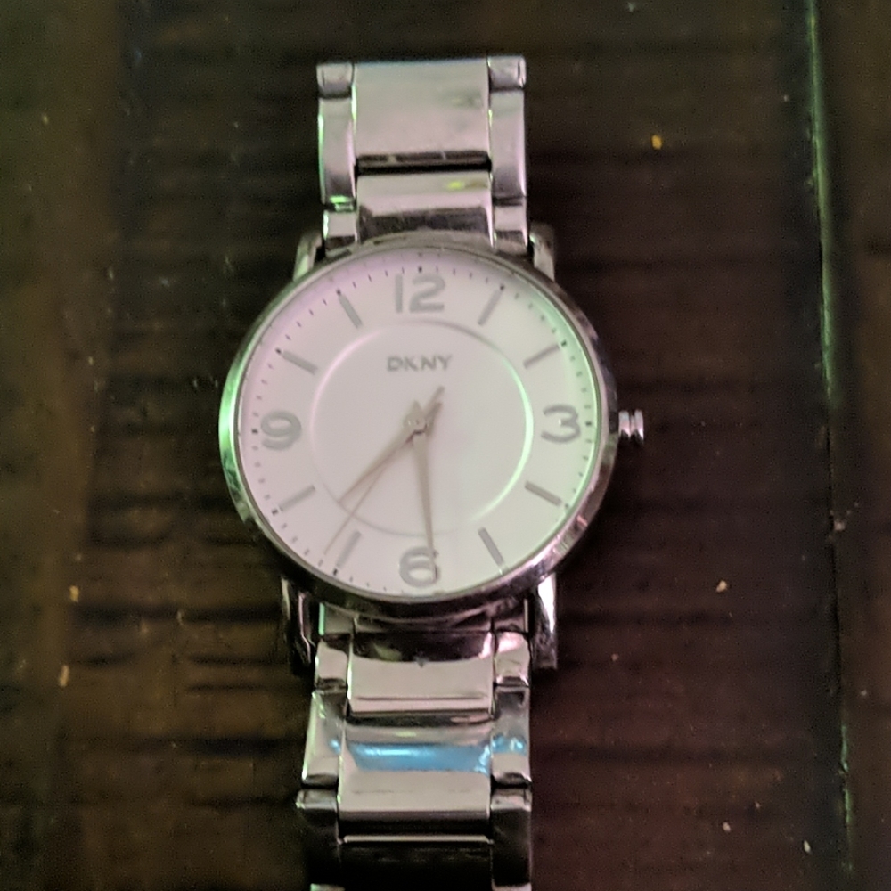 Dkny watch